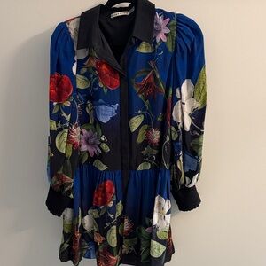 Alice + Olivia Blue Floral Long Sleeve Dress